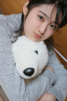 父子俩共耕一块地