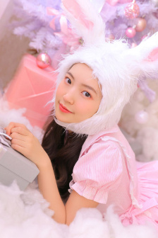 高冷精致美人被强制爱的小说