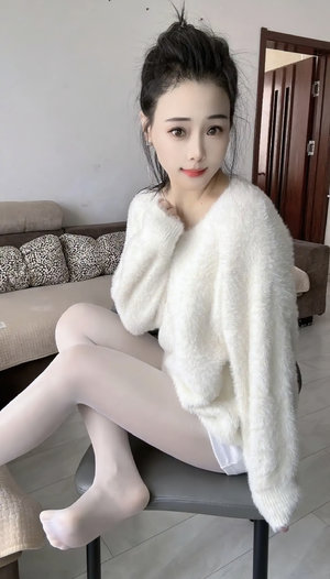 脱裤子打女孩子屁股打多久才会肿