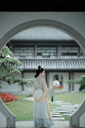 少年与女仆1982版美国